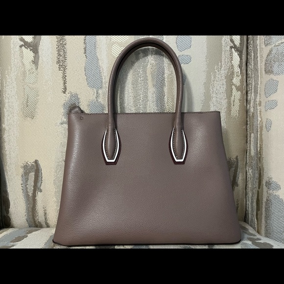 Final Price 🔥 Kate Spade, brown, with some burgundy in color. Perfect for Fall - Picture 7 of 15
